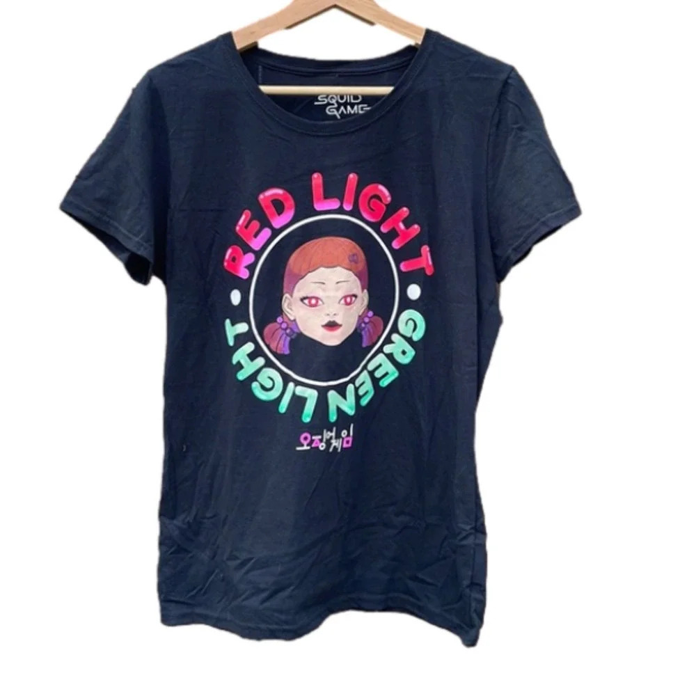 Squid Game large T-shirt. Red Light Green Light